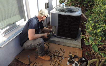 air conditioner tech